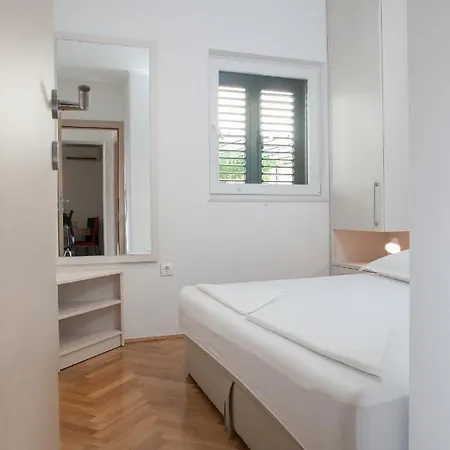 Apartment Sara